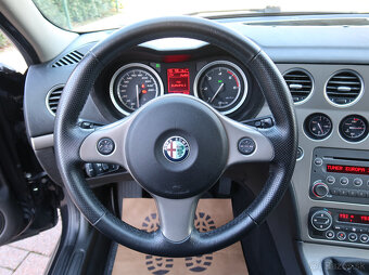 Alfa Romeo 159 1.9 JTDm 8V Sport 8/2010 - 10