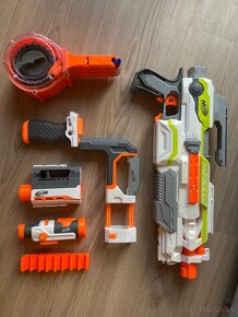 NERF gun - 10