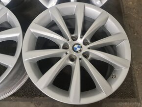 5X112 R18 8,0J ET30 . - 10