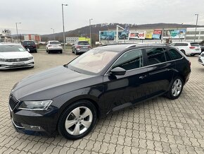 Škoda Superb Combi 2.0 TDi Style 4x4 DSG - 10