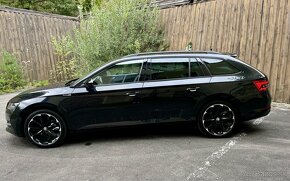 ŠKODA SUPERB COMBI 140KW SPORTLINE 4X4 DSG 2020 - 10