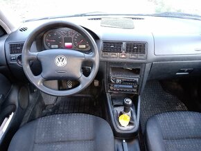 VOLKSWAGEN GOLF VARIANT 1,9TDI 81KW - 10