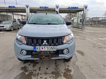 Mitsubishi L200 - 10