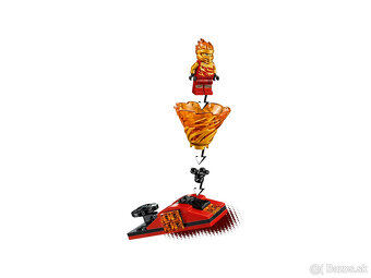 LEGO sety - Ninjago Spinjitzu Spinnery + Zane - 10