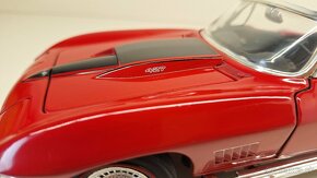 1:18 CHEVROLET CORVETTE - 10