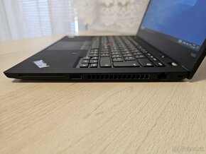 Lenovo ThinkPad T490 24GB/256GB + Dock zadarmo - 10