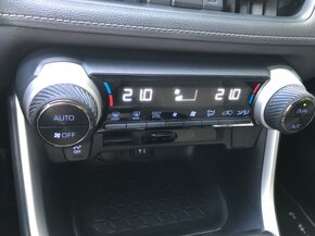 Toyota Rav4 Hybrid 4×4 automat, r.v. 2020 - 10