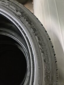 ZIMNE PNEU 235/45 R18 DUNLOP - 10