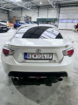 Toyota GT86 - 10