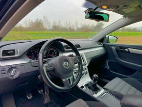 VW Passat Alltrack 4x4 2.0TDI Led Navi Vyhrev Panorama Xenon - 10