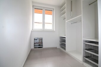 Štýlovo zariadený 3-izbový mezonet /114 m2/, Žilina - 10