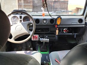 Suzuki Samurai - 10