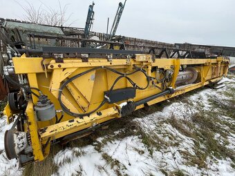 Kombajn New Holland Cx 8080 - 10