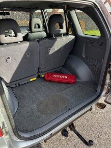 Toyota RAV4 4x4 Benzín Automat - 10