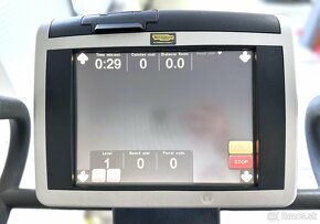 Profesionálny Stepper TECHNOGYM EXCITE 700 LCD TV - 10