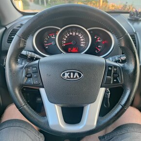 Kia Sorento 2,2 CRDi 145kw automat - 10