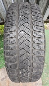 Orig.zimná sada VW - 5x112 r16 + PIRELLI 215/60 r16 - 10