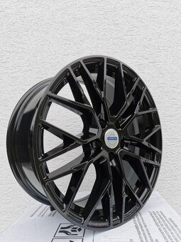 Volvo XC60, Ford alu disky Carmani 8x18 5x108 ET55 - 10