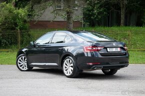 Škoda Superb 2.0 TDI 190k 4x4 Style DSG - 10