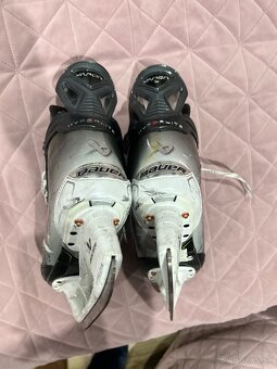 ✅ KORČULE - BAUER VAPOR HYPERLITE 2 - 8,5 - FIT 1 ✅ - 10