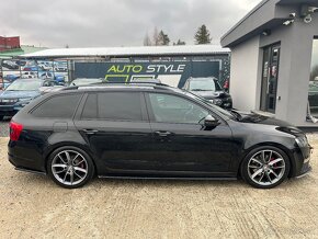 Škoda Octavia Combi 2.0 TDI DPF RS DSG - 10