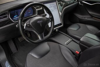 Tesla model S. - 10