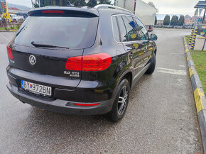 Volkswagen Tiguan - 10