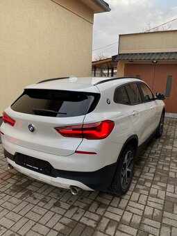 Bmw X2 xDrive xLine 4x4 2.0D 190PS Biela Metalíza - 10