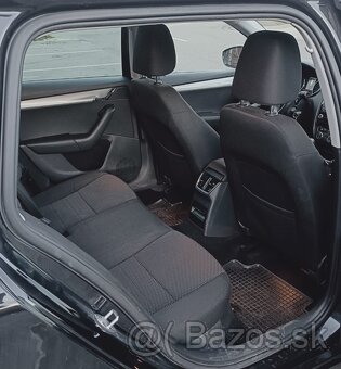 Škoda Octavia Combi 1.6 TDI Greenline - 10