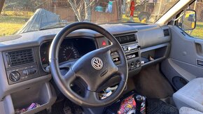 ☑️VW Multivan 2.5 TDi postel, stolík - 10