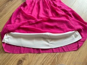 Riflové šaty so šifónovou sukňou - 10