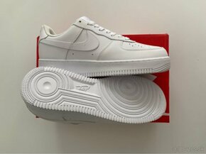 Nike Air Force 1 - All White - 10