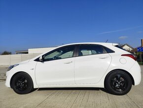 Hyundai i30 1.4i MPI - 10