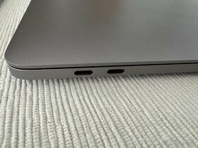 Apple MacBook PRO  13” Space Gray TouchBar - 10