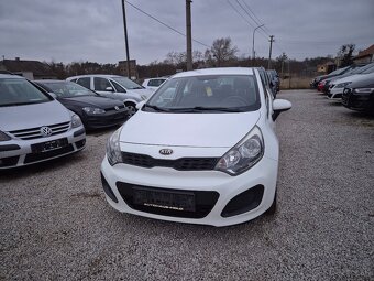 Kia rio - 10