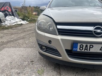 Opel Astra H 1.7 2006 - 10