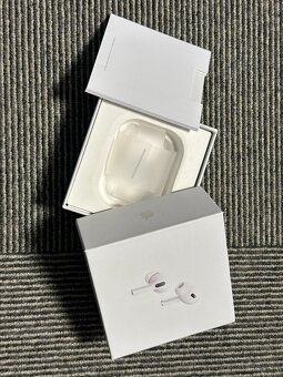 Apple AirPods Pro 2 - ihned k odběru - 10