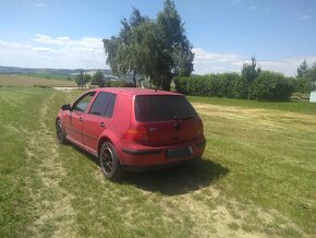 Golf 4 - 10