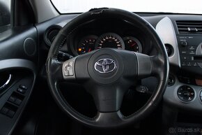 Toyota RAV4 2.2 D-4D 180 X - 10