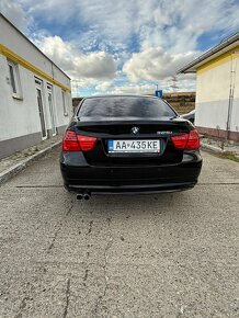 BMW e90 325i - 10