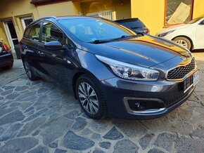 Kia Cee’d Sporty Wagon 1.6 CRDi Platinum AUTOMAT DCT - 10