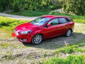 Ford Focus Combi 1.0 EcoBoost Titanium - 10