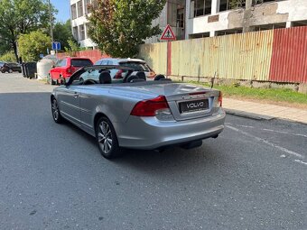 Volvo C70 D3 2011 manuál, serviska - 10