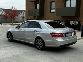 Mercedes Benz E350 - 10