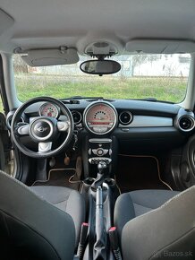 Mini Cooper R56 1,6 D 80kw  2010 - 10