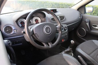 Renault Clio 1.5 dCi - 10