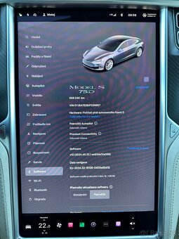 TESLA MODEL S 75D - 10