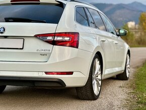 Škoda Superb combi 2.0tdi 140kw DSG 4x4, webasto, panorama - 10