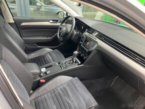 Volkswagen Passat Variant 2.0 TDI 190k Highl. DSG 150tis. km - 10