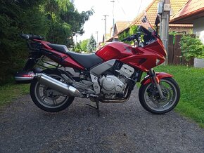 Honda CBF 1000 - 10